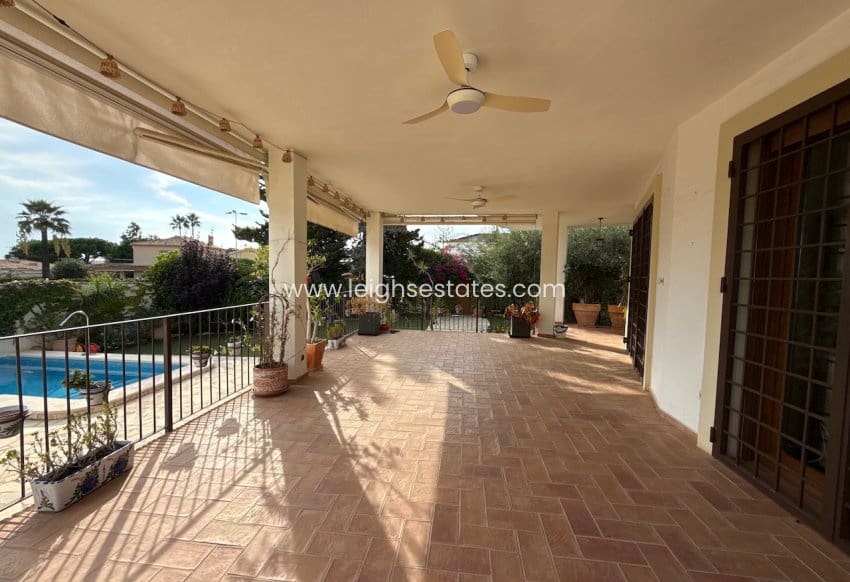 7 chambre Villa/Maison à vendre à Dehesa de Campoamor avec piscine garage - 1 190 000 € (Ref: 10148215)