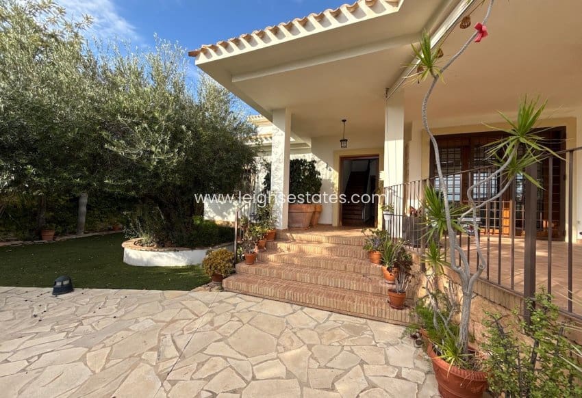 7 chambre Villa/Maison à vendre à Dehesa de Campoamor avec piscine garage - 1 190 000 € (Ref: 10148215)