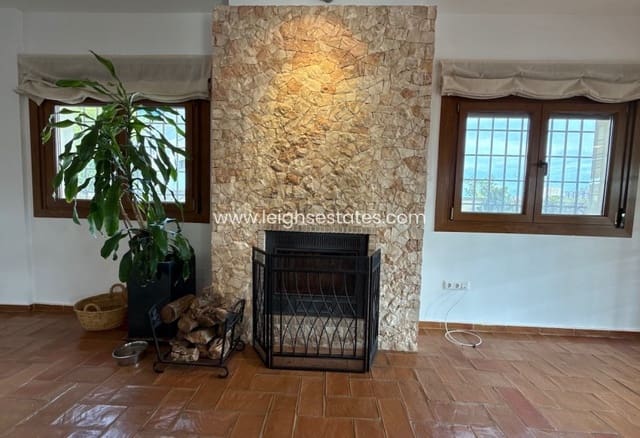 7 sovrum Villa till salu i Dehesa de Campoamor, Orihuela med pool garage - 1 190 000 € (Ref: 10148215)