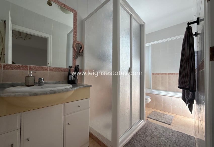 Chalet de 3 habitaciones en Dehesa de Campoamor en venta con piscina garaje - 350.000 € (Ref: 10150583)