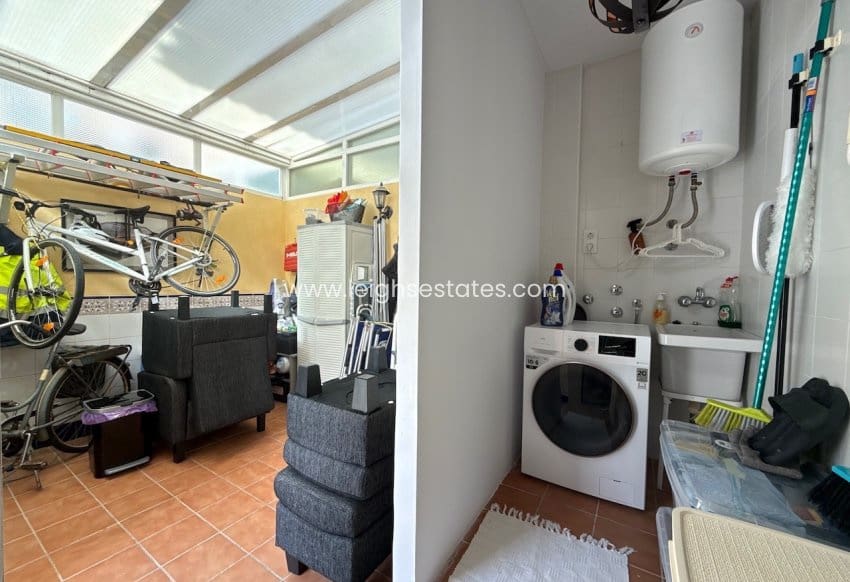 Chalet de 3 habitaciones en Dehesa de Campoamor en venta con piscina garaje - 350.000 € (Ref: 10150583)