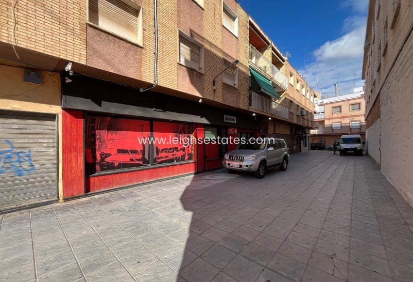 Kaupallinen myytävänä paikassa Santiago de la Ribera - 130 000 € (Ref: 10157048)