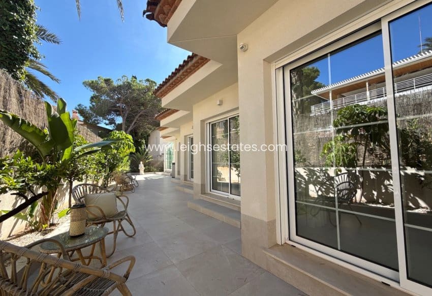 5 chambre Villa/Maison à vendre à Dehesa de Campoamor avec piscine garage - 2 150 000 € (Ref: 10173087)