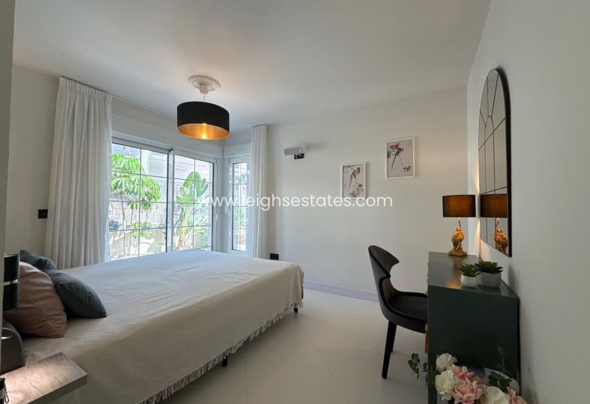 5 chambre Villa/Maison à vendre à Dehesa de Campoamor avec piscine garage - 2 150 000 € (Ref: 10173087)