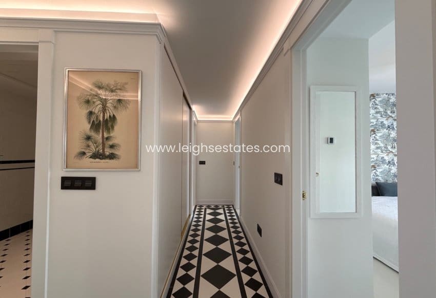 5 chambre Villa/Maison à vendre à Dehesa de Campoamor avec piscine garage - 2 150 000 € (Ref: 10173087)