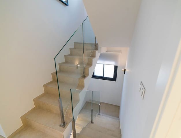 3 bedroom Villa for sale in Punta Prima, Orihuela - € 575,000 (Ref: 6502765)