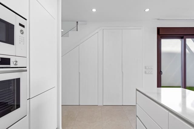 3 camera da letto Villa in vendita in Mil Palmeras, Pilar de la Horadada con piscina - 539.900 € (Rif: 7350669)