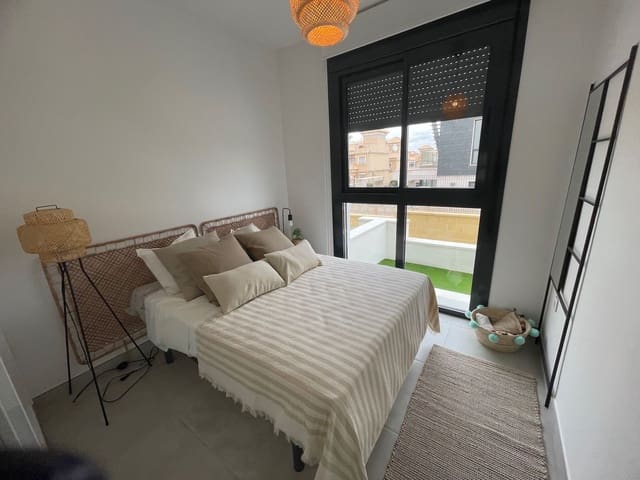 2 makuuhuone Huoneisto myytävänä paikassa Villamartin, Orihuela mukana uima-altaan 
autotalli - 254 000 € (Ref: 7397087)