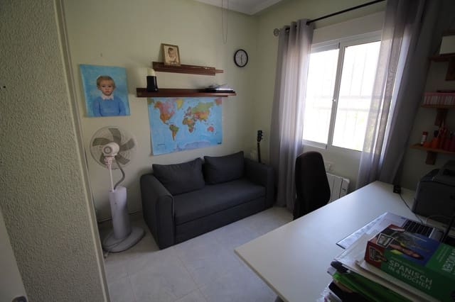 3 bedroom Villa for sale in Playa Flamenca, Orihuela with pool garage - € 350,000 (Ref: 7418279)