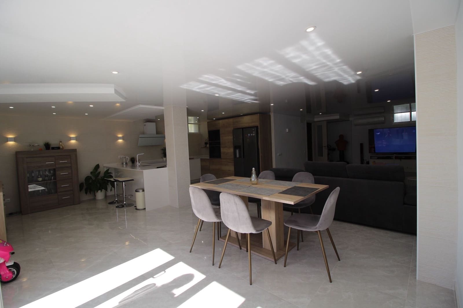 3 bedroom Villa for sale in Playa Flamenca with pool garage - € 350,000 (Ref: 7418279)