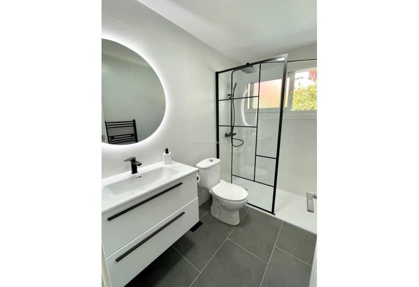 8 bedroom Villa for sale in Dehesa de Campoamor with pool garage - € 1,350,000 (Ref: 7446573)