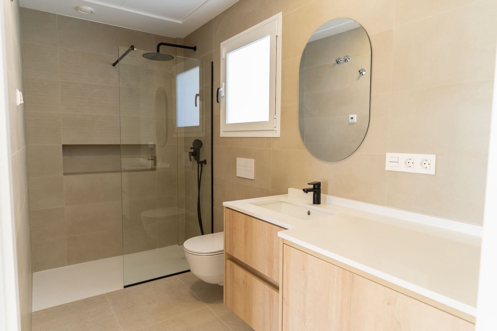 Chalet de 3 habitaciones en Pilar de la Horadada en venta con piscina - 469.000 € (Ref: 7629324)