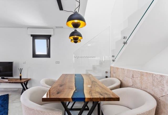 3 quarto Moradia para venda em La Mata, Torrevieja com piscina - 660 000 € (Ref: 7629325)