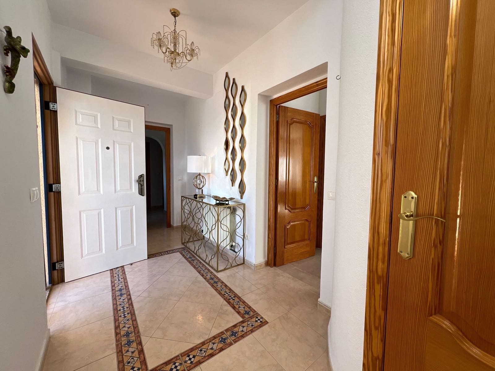 4 bedroom Villa for sale in Pinar de Campoverde with pool garage - € 699,000 (Ref: 8072389)