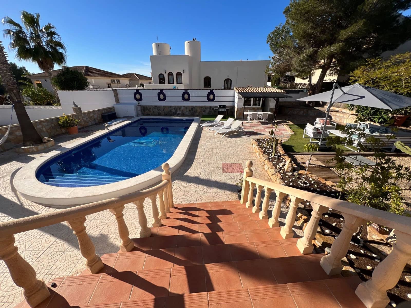 4 bedroom Villa for sale in Pinar de Campoverde with pool garage - € 699,000 (Ref: 8072389)