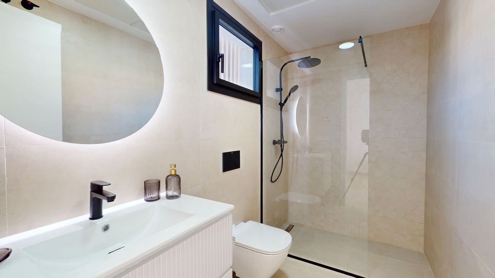 3 soveværelse Villa til salg i Orihuela Costa med swimmingpool garage - € 650.000 (Ref: 8174184)