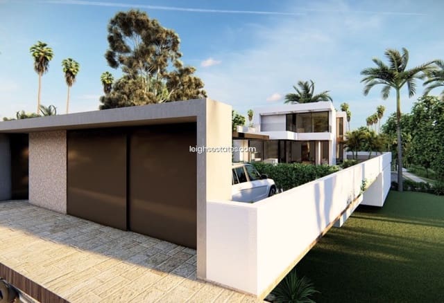 3 Zimmer Villa zu verkaufen in La Zenia, Orihuela mit Pool Garage - 1.150.000 € (Ref: 8183286)