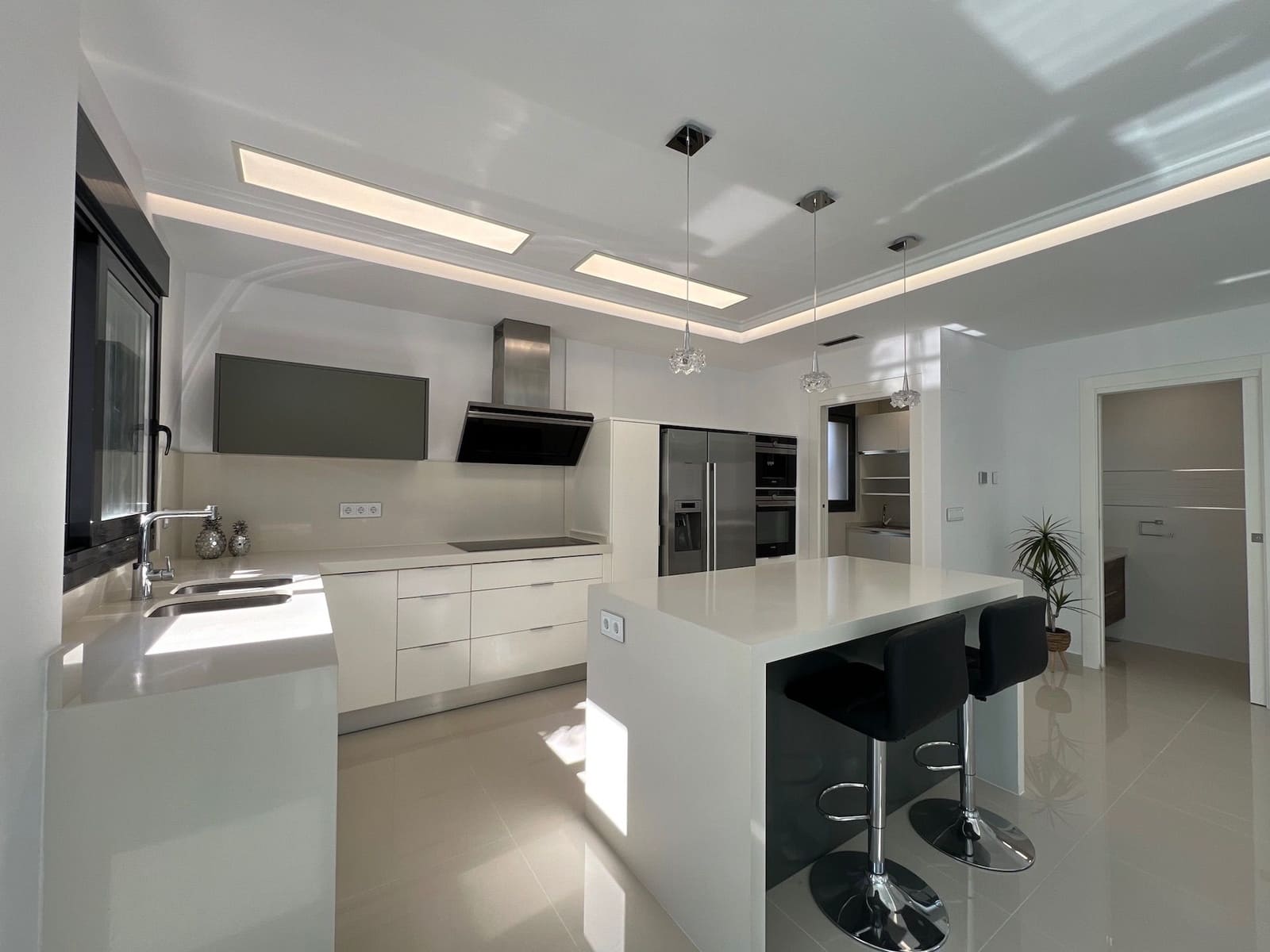 5 soverom Villa til salgs i San Miguel de Salinas med svømmebasseng garasje - € 849 000 (Ref: 8246811)