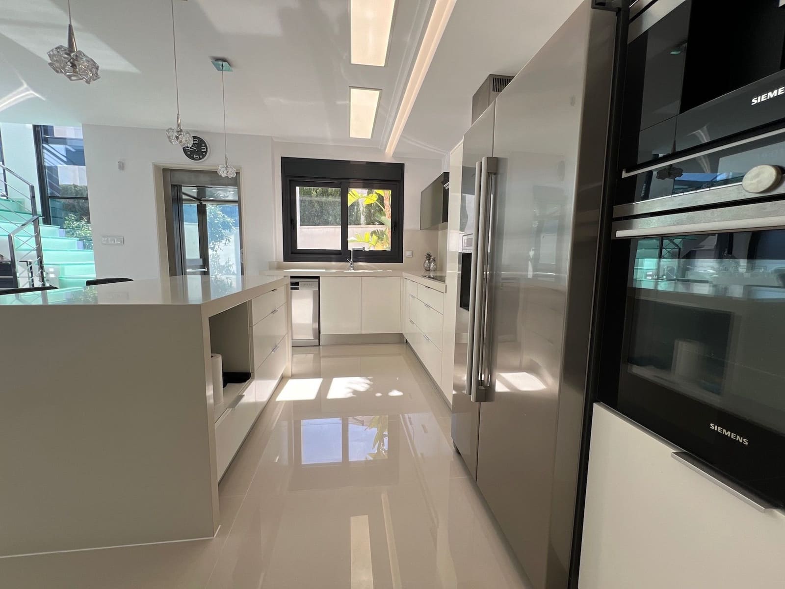 5 soverom Villa til salgs i San Miguel de Salinas med svømmebasseng garasje - € 849 000 (Ref: 8246811)