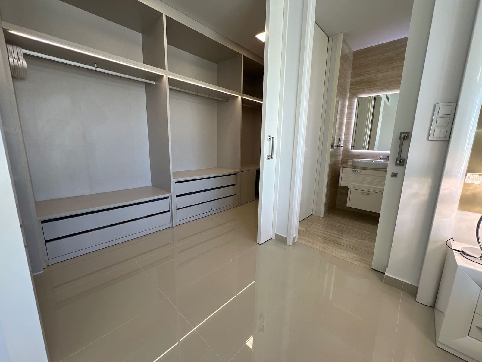 5 soverom Villa til salgs i San Miguel de Salinas med svømmebasseng garasje - € 849 000 (Ref: 8246811)