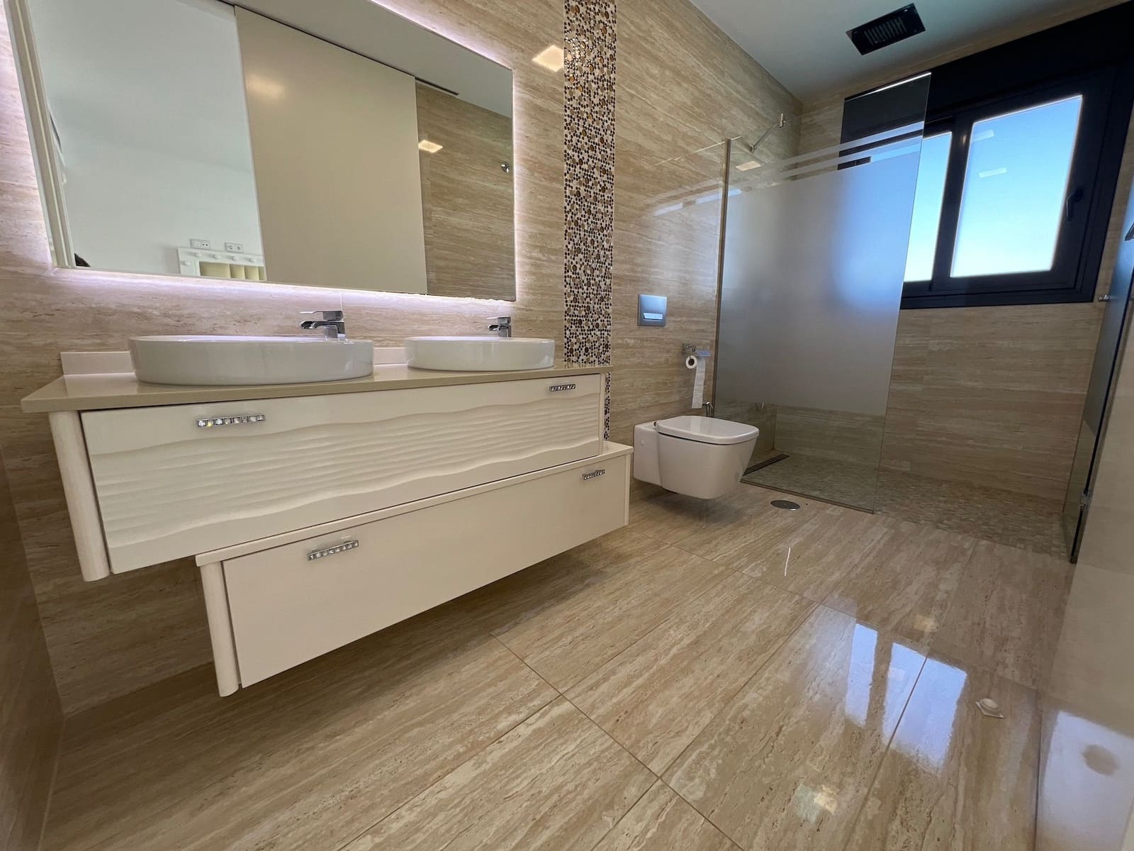 5 soverom Villa til salgs i San Miguel de Salinas med svømmebasseng garasje - € 849 000 (Ref: 8246811)