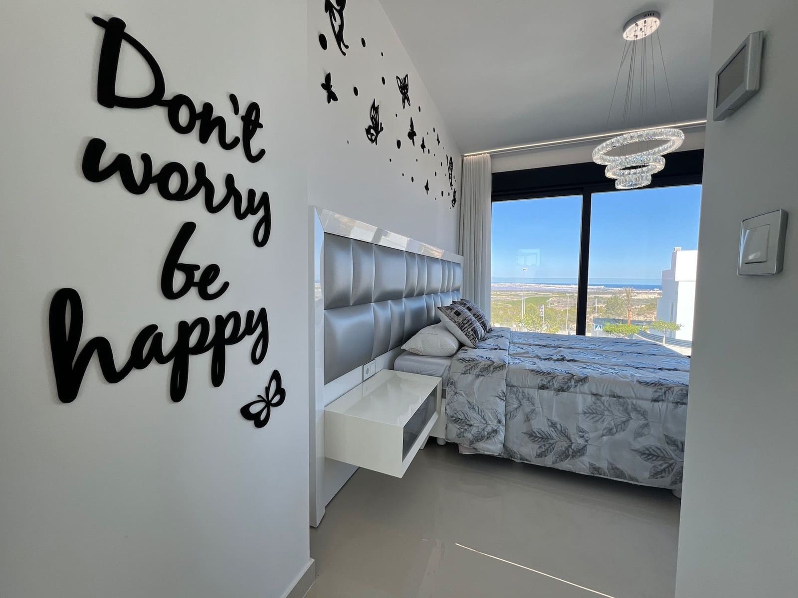 5 soverom Villa til salgs i San Miguel de Salinas med svømmebasseng garasje - € 849 000 (Ref: 8246811)