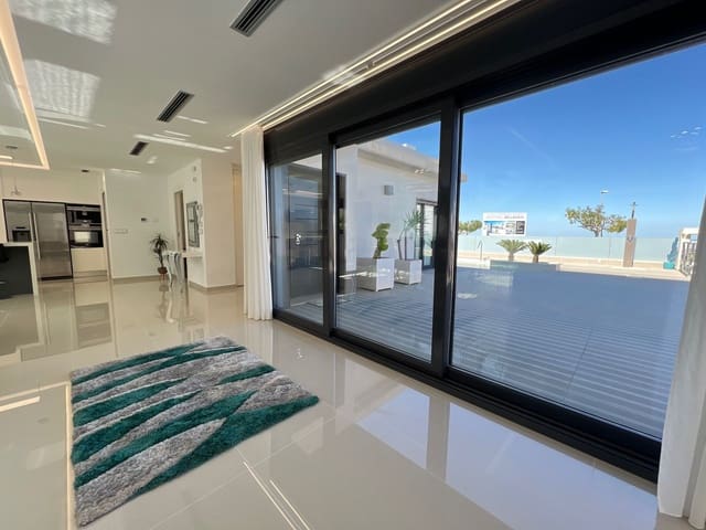 5 soveværelse Villa til salg i San Miguel de Salinas med swimmingpool garage - € 849.000 (Ref: 8246811)
