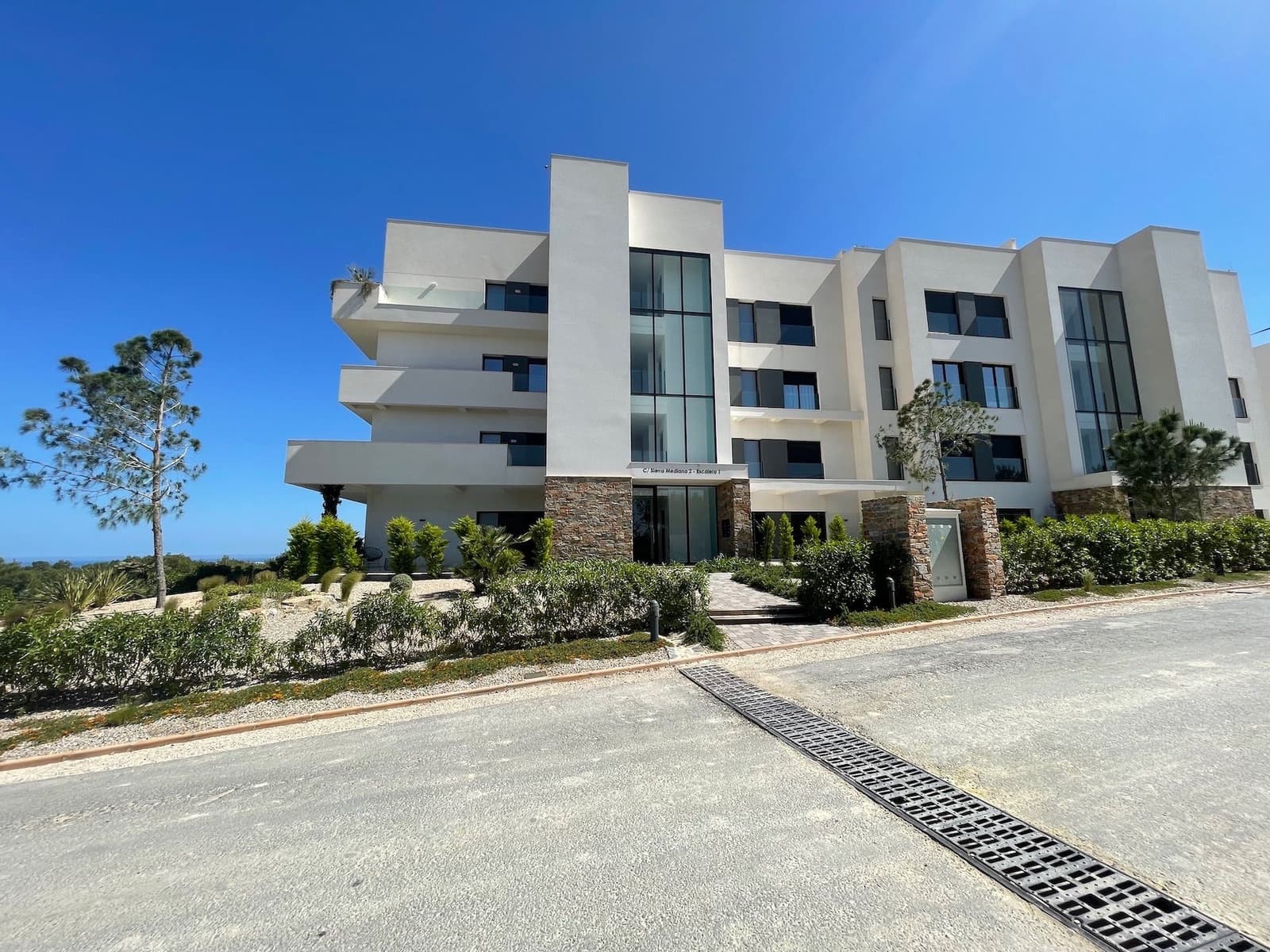 2 bedroom Apartment for sale in San Miguel de Salinas with pool garage - € 475,000 (Ref: 8441520)