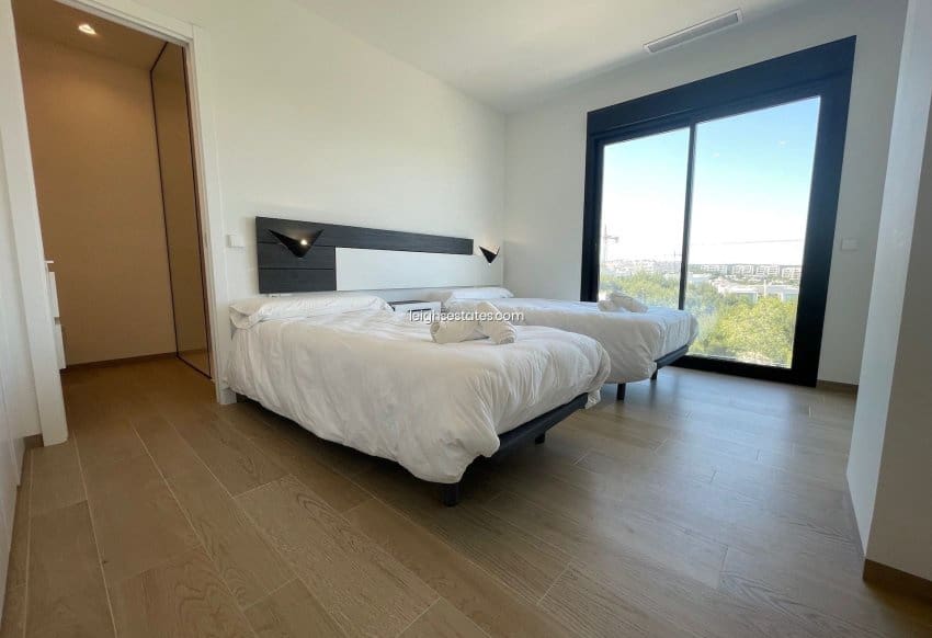 2 soveværelse Lejlighed til salg i San Miguel de Salinas med swimmingpool - € 475.000 (Ref: 8441520)