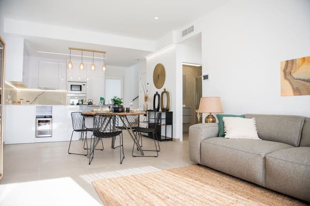 Chalet de 3 habitaciones en Los Peñascos - El Salero - Los Imbernones, San Pedro del Pinatar en venta con piscina garaje - 329.000 € (Ref: 8461475)