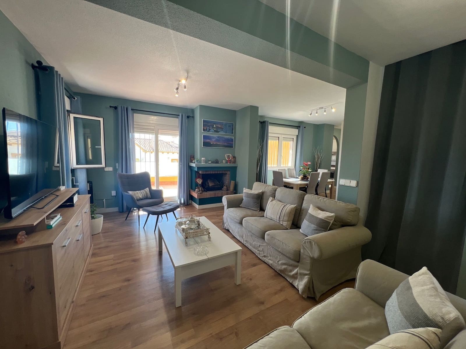 3 quarto Moradia para venda em Villamartin com piscina garagem - 432 000 € (Ref: 8588084)