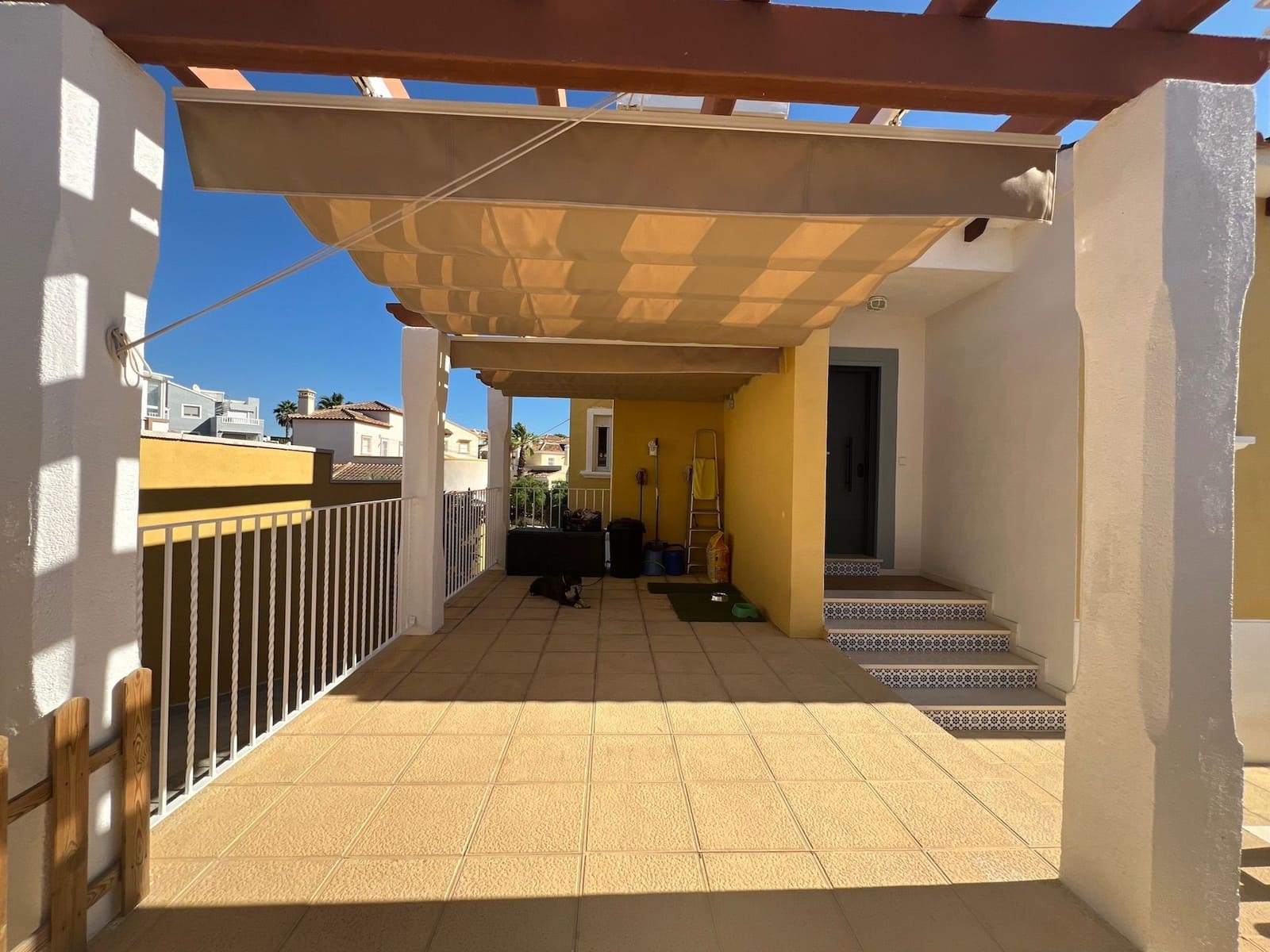 3 quarto Moradia para venda em Villamartin com piscina garagem - 432 000 € (Ref: 8588084)