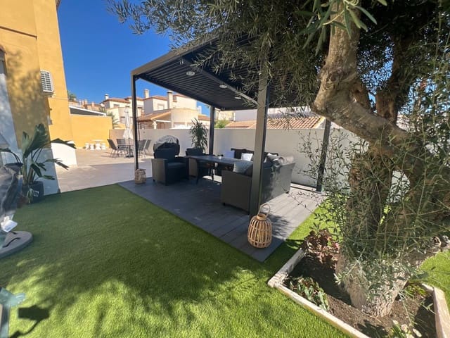 3 quarto Moradia para venda em Villamartin, Orihuela com piscina garagem - 432 000 € (Ref: 8588084)