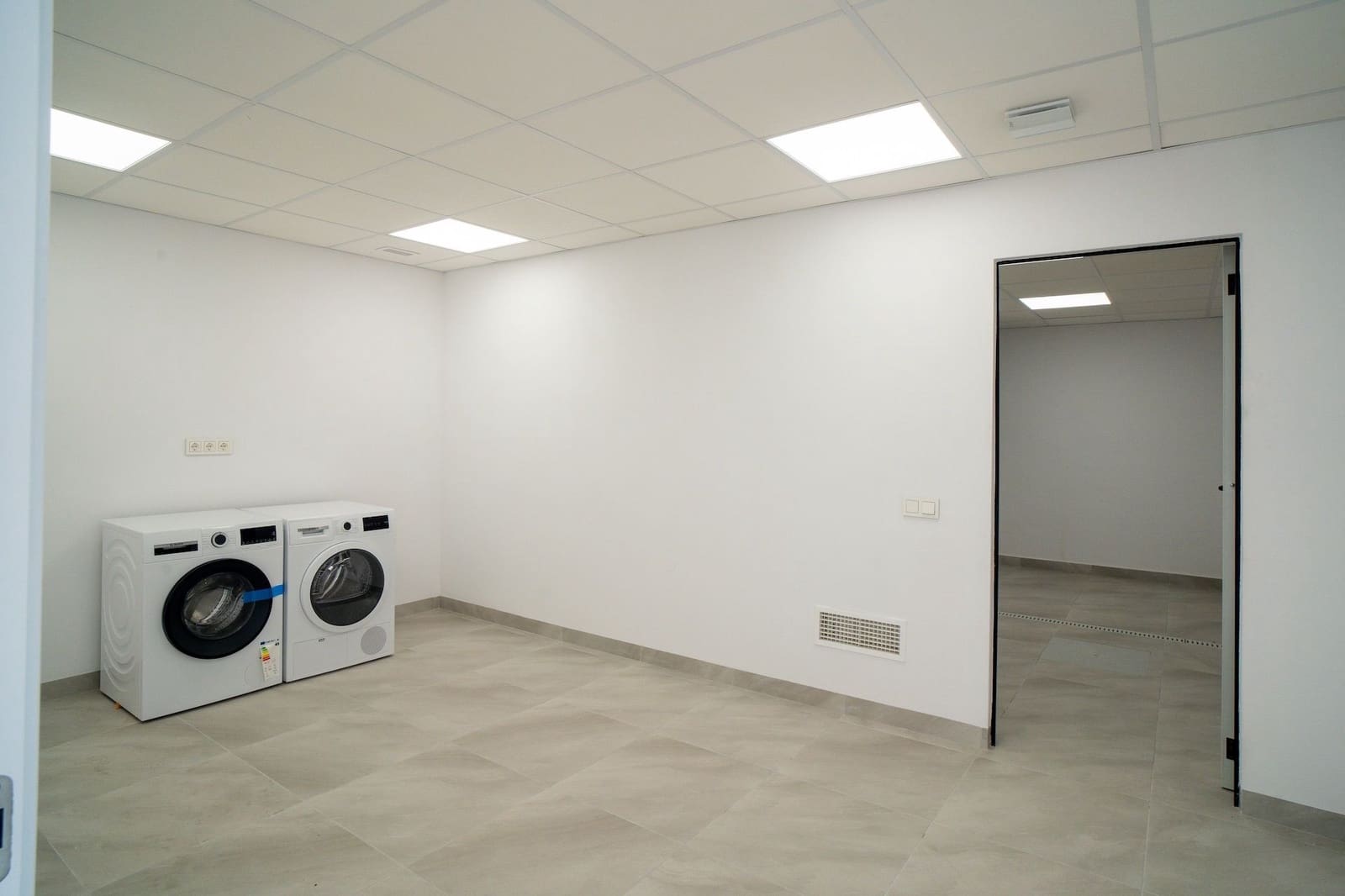 3 sovrum Villa till salu i San Miguel de Salinas med pool garage - 1 100 000 € (Ref: 8603323)