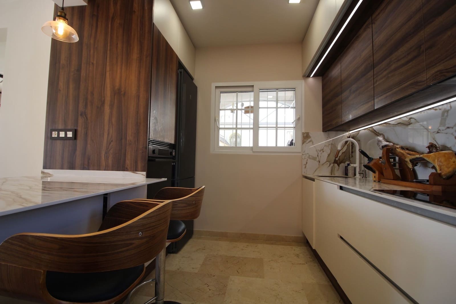 4 slaapkamer Villa te koop in Villamartin met zwembad garage - € 830.000 (Ref: 8723688)