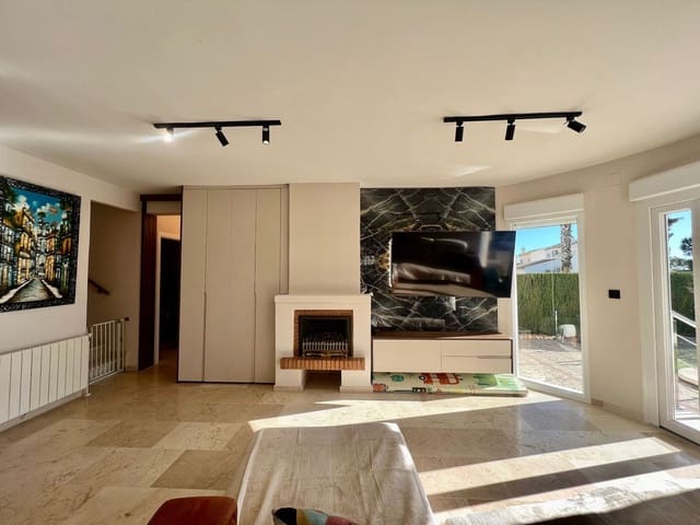 4 slaapkamer Villa te koop in Villamartin, Orihuela met zwembad garage - € 830.000 (Ref: 8723688)