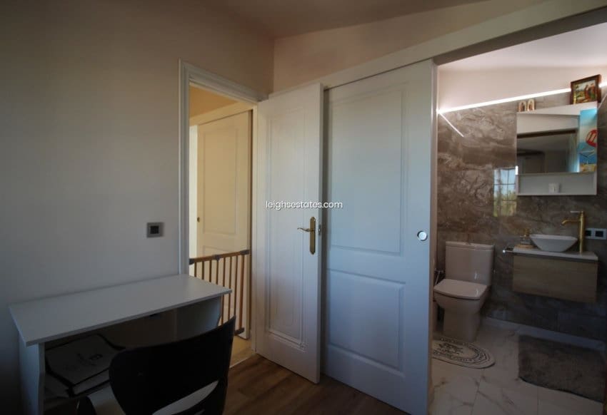 4 camera da letto Villa in vendita in Villamartin con piscina garage - 830.000 € (Rif: 8723688)