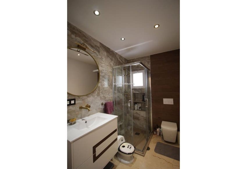 4 camera da letto Villa in vendita in Villamartin con piscina garage - 830.000 € (Rif: 8723688)