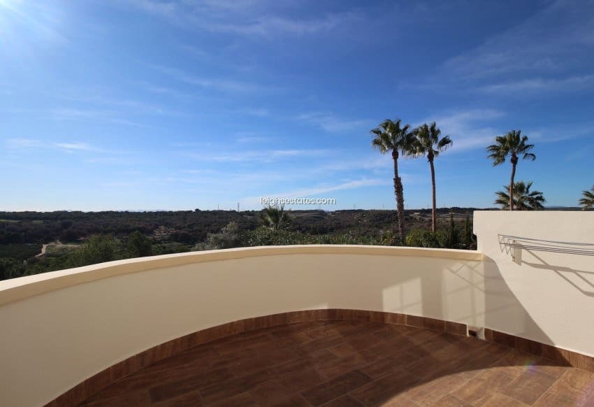 4 camera da letto Villa in vendita in Villamartin con piscina garage - 830.000 € (Rif: 8723688)