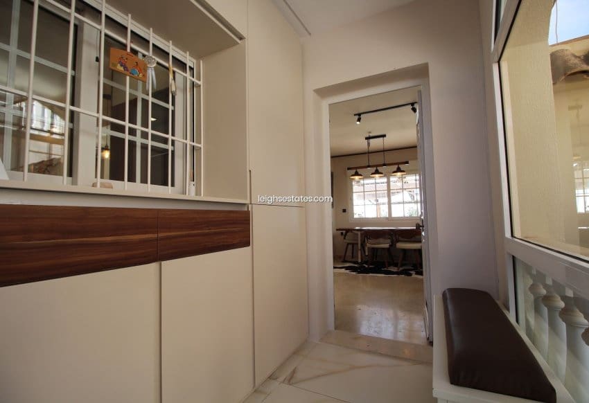 4 camera da letto Villa in vendita in Villamartin con piscina garage - 830.000 € (Rif: 8723688)