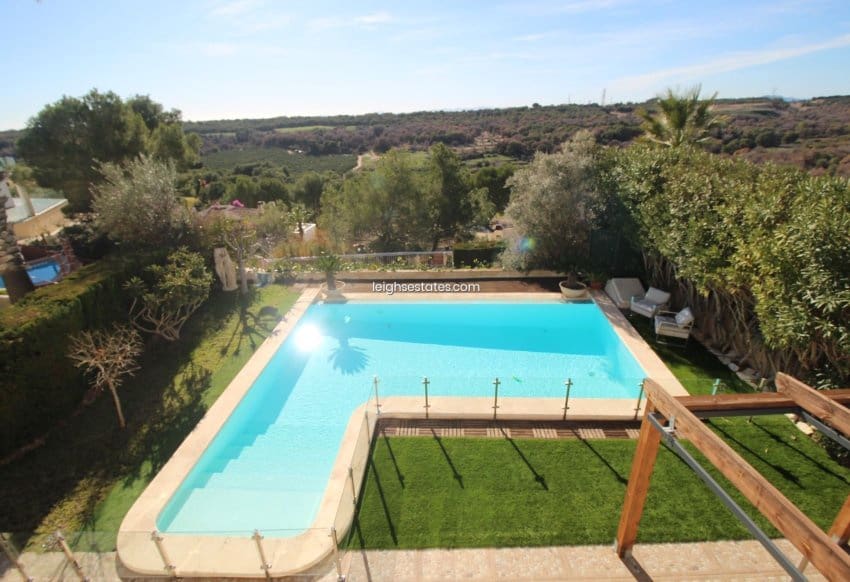 4 camera da letto Villa in vendita in Villamartin con piscina garage - 830.000 € (Rif: 8723688)