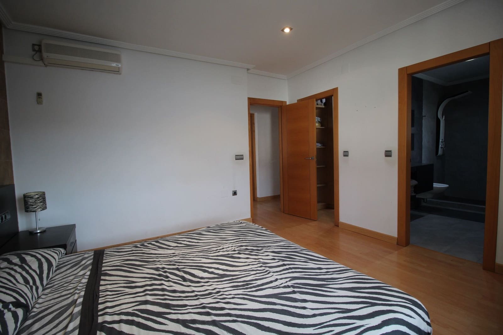 3 bedroom Villa for sale in Los Balcones with pool garage - € 380,000 (Ref: 8769944)