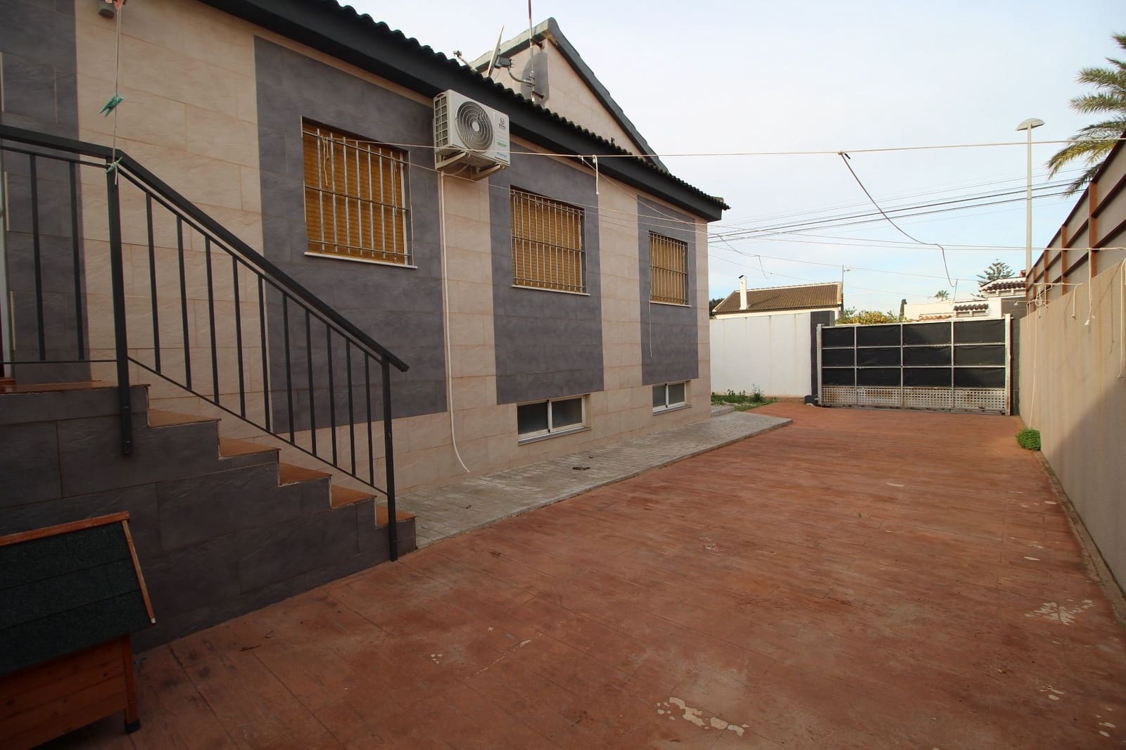 3 bedroom Villa for sale in Los Balcones with pool garage - € 380,000 (Ref: 8769944)