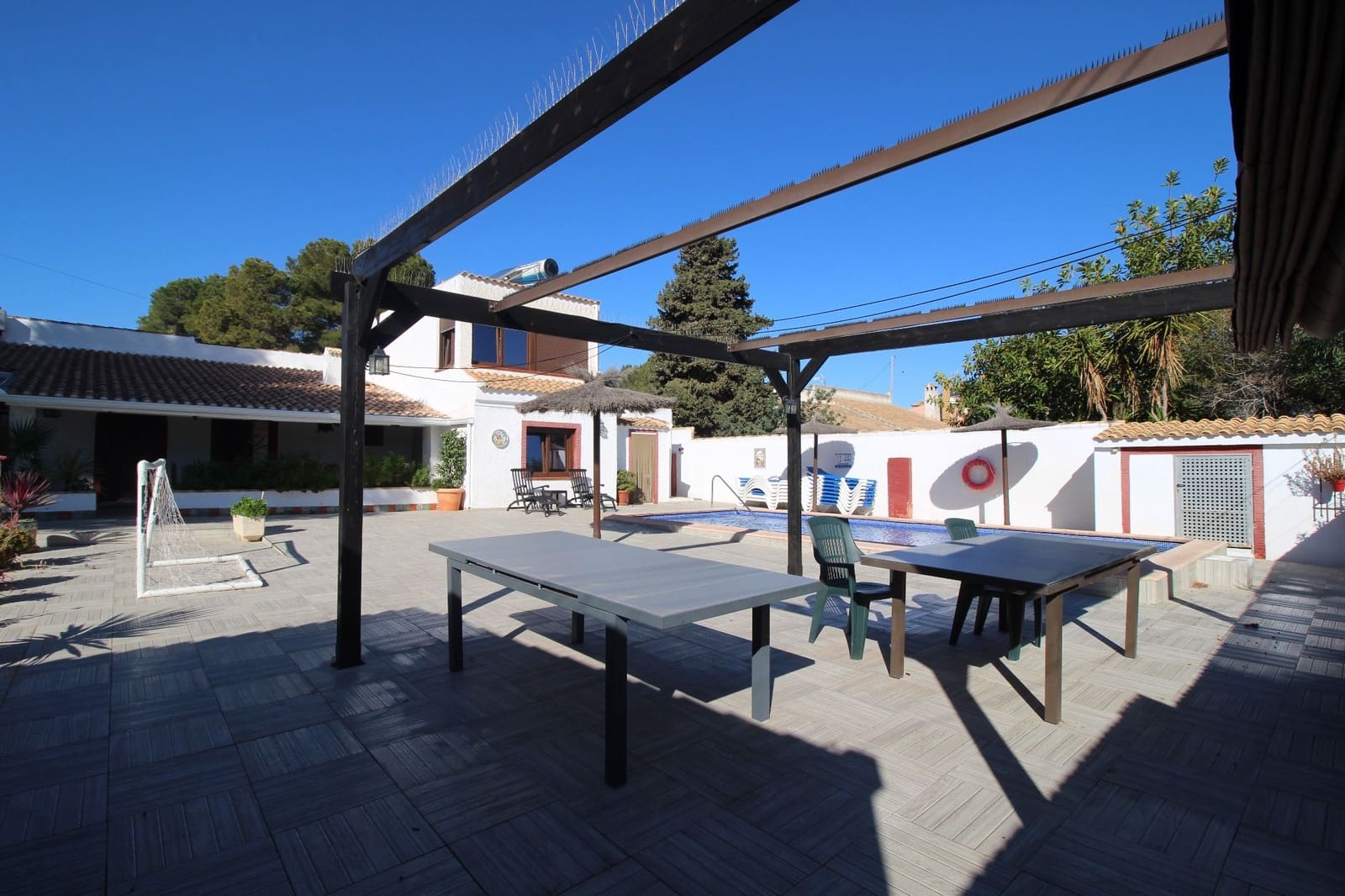 9 Zimmer Villa zu verkaufen in Orihuela Costa mit Pool Garage - 690.000 € (Ref: 8775902)