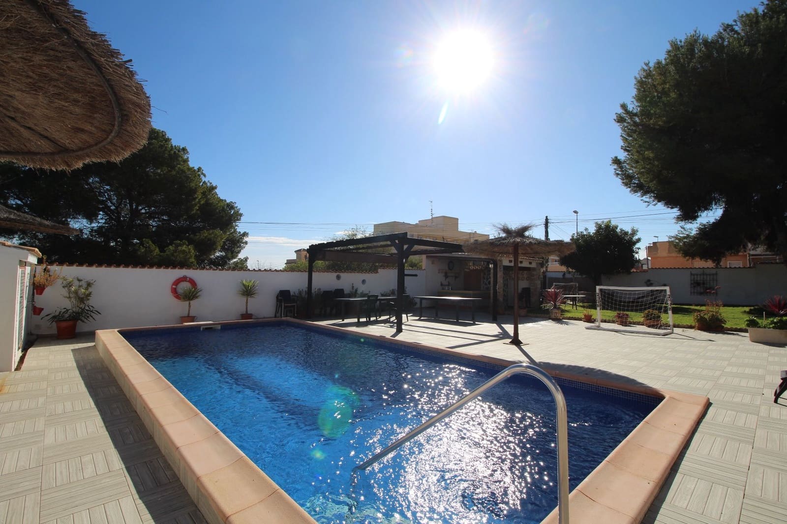 9 Zimmer Villa zu verkaufen in Orihuela Costa mit Pool Garage - 690.000 € (Ref: 8775902)