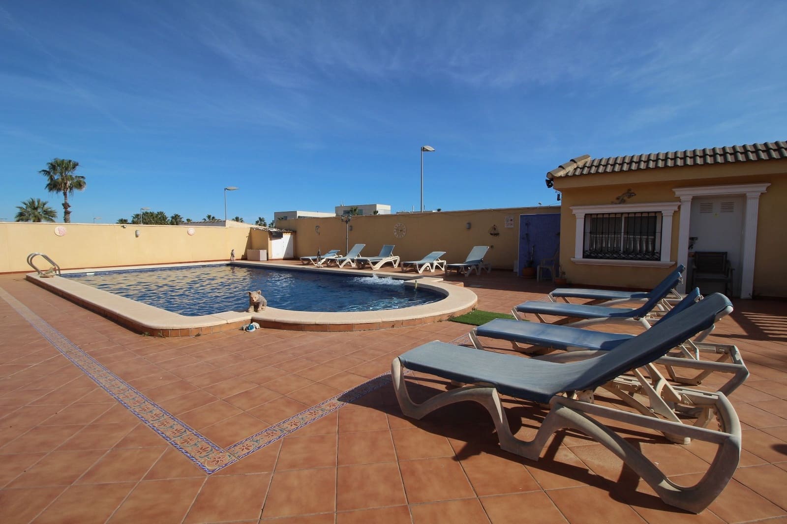 Chalet de 6 habitaciones en Los Balcones en venta con piscina garaje - 630.000 € (Ref: 8809217)