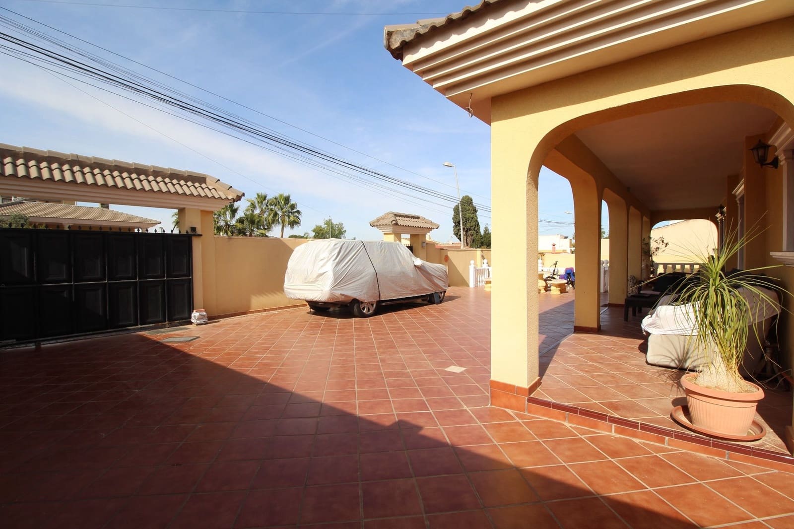 Chalet de 6 habitaciones en Los Balcones en venta con piscina garaje - 630.000 € (Ref: 8809217)