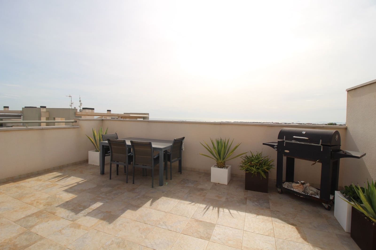 2 Zimmer Apartment zu verkaufen in Villamartin mit Pool Garage - 320.000 € (Ref: 8836320)