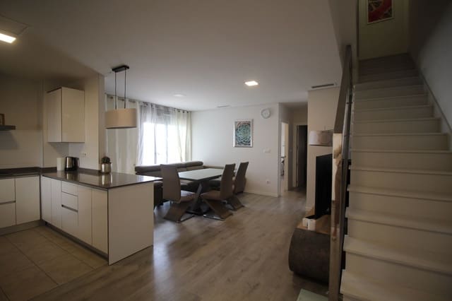 2 slaapkamer Appartement te koop in Villamartin, Orihuela met zwembad garage - € 320.000 (Ref: 8836320)