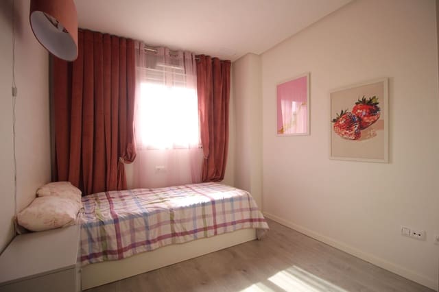 2 slaapkamer Appartement te koop in Villamartin, Orihuela met zwembad garage - € 320.000 (Ref: 8836320)